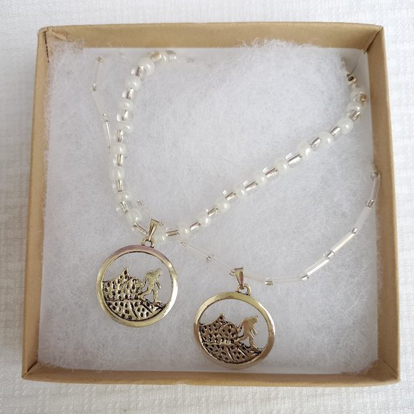 Sasquatch Yeti Beaded Charm Necklace & Bracelet Jewelry gift set - Picture 1 of 4